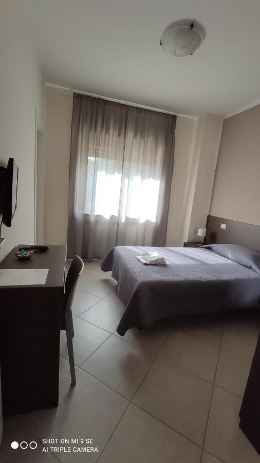 B&B Grandangolo Preturo 外观 照片