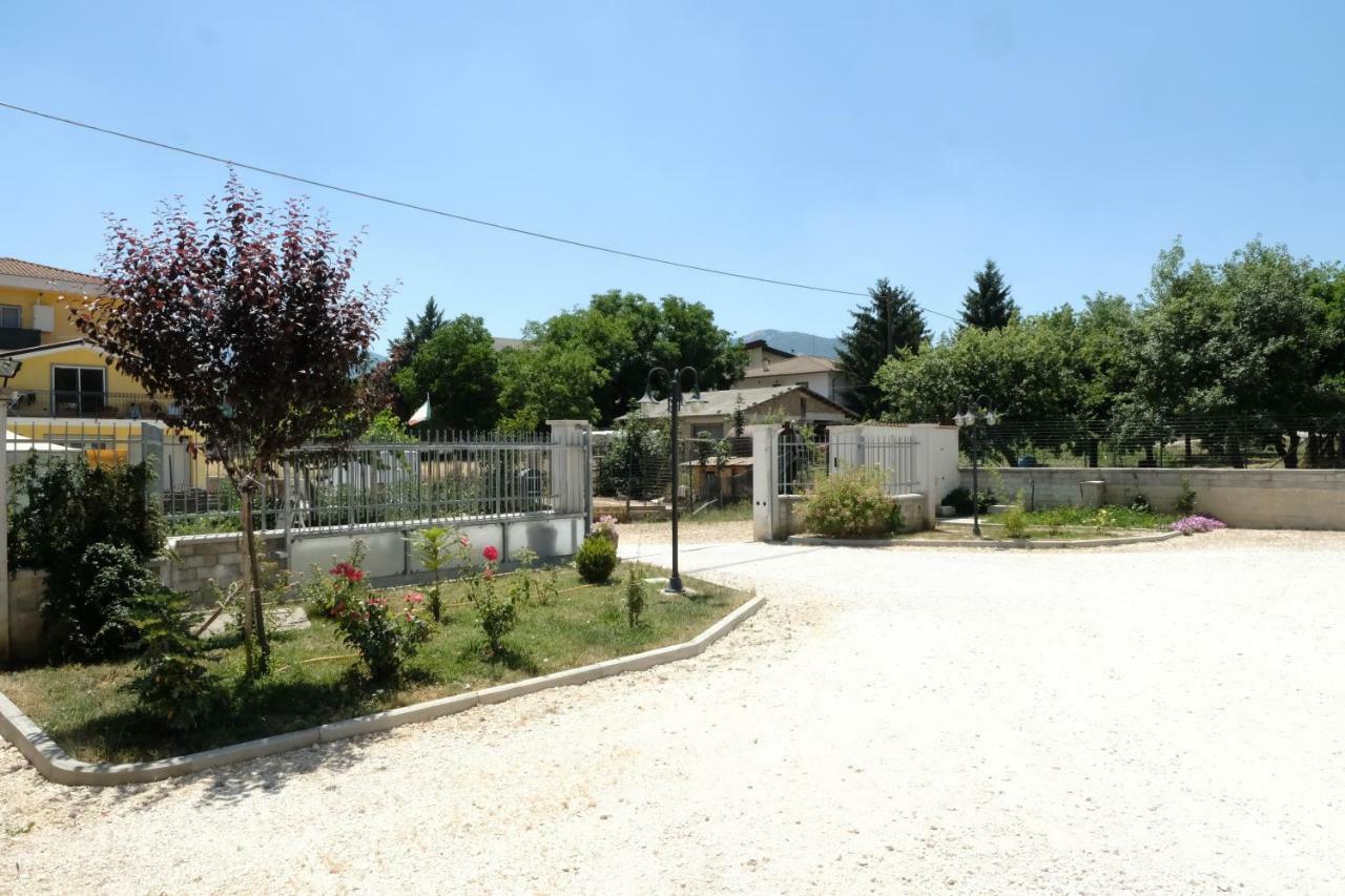 B&B Grandangolo Preturo 外观 照片