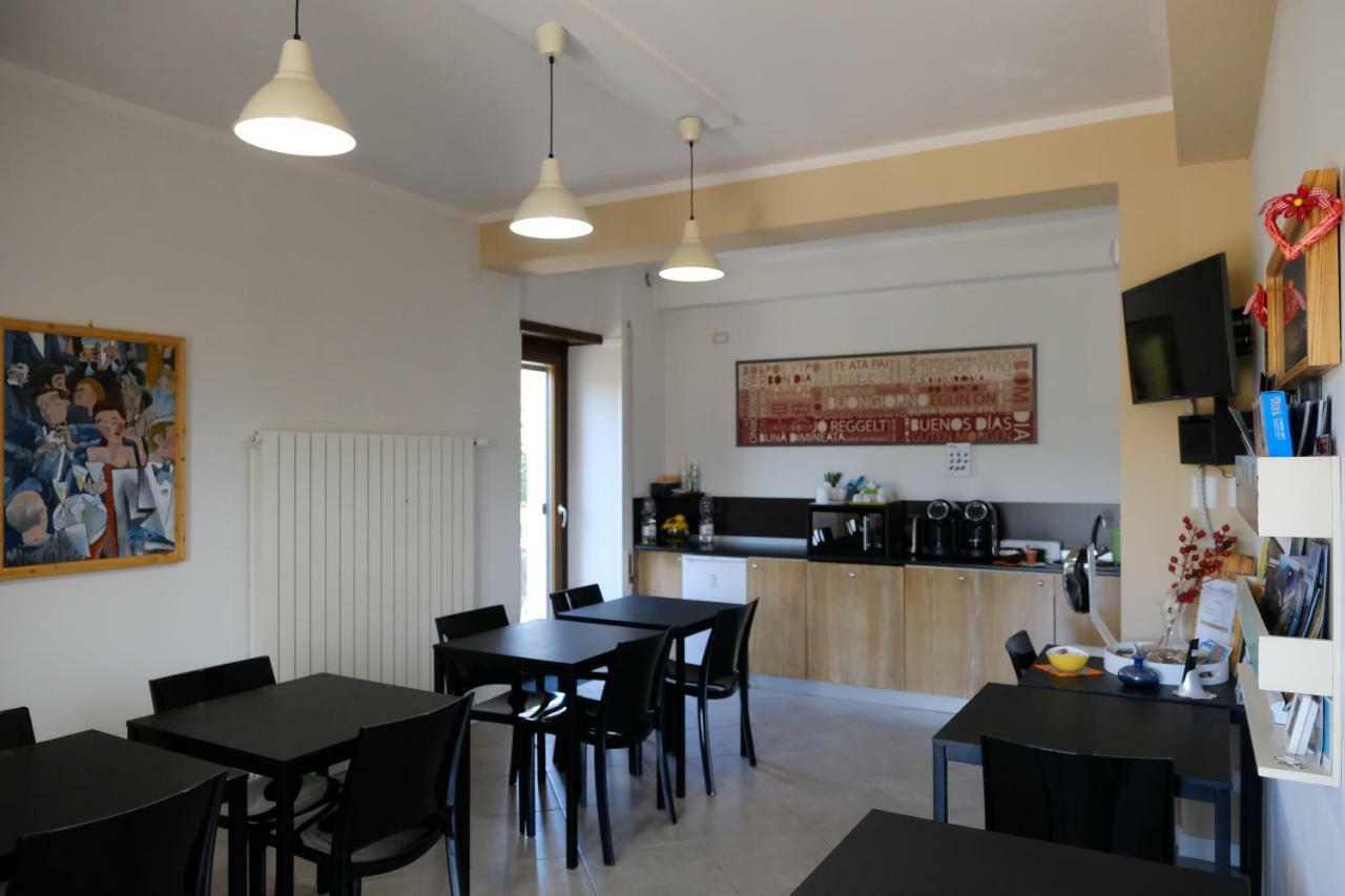 B&B Grandangolo Preturo 外观 照片